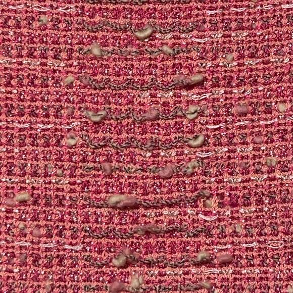 St. John Couture pink tweed skirt and blazer - Picture 9 of 12